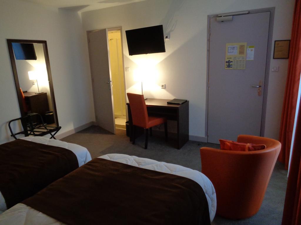 Hotel De Montaulbain Verdun-sur-Meuse Eksteriør bilde