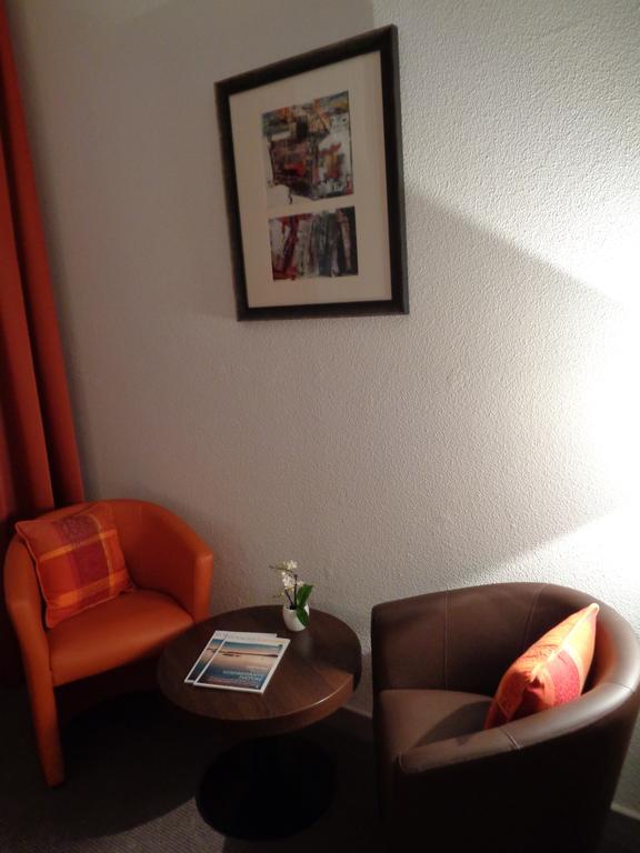 Hotel De Montaulbain Verdun-sur-Meuse Eksteriør bilde